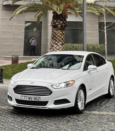 Ford Fusion (North America) 2015, 128,000 km - 2.0 l - Bakı