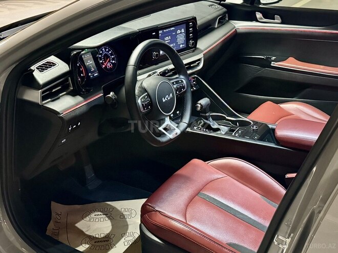 Kia K5-12