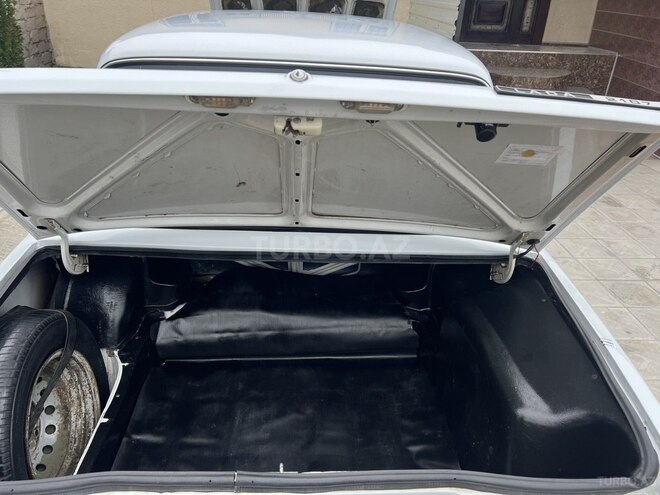 LADA (VAZ) 2107 2007, 50,000 km - 1.6 l - Ucar