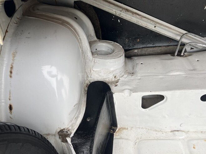LADA (VAZ) 2107 2007, 50,000 km - 1.6 l - Ucar