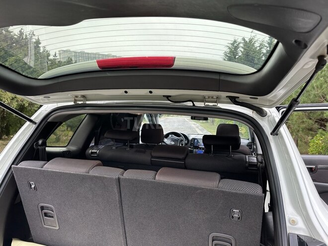 Hyundai Santa Fe-7