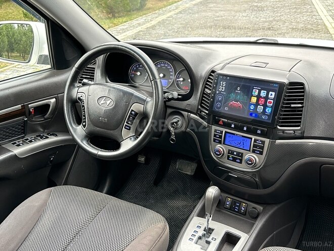 Hyundai Santa Fe-9