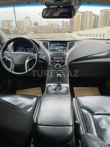 Hyundai Grandeur 2015, 185,000 km - 2.2 l - Bakı