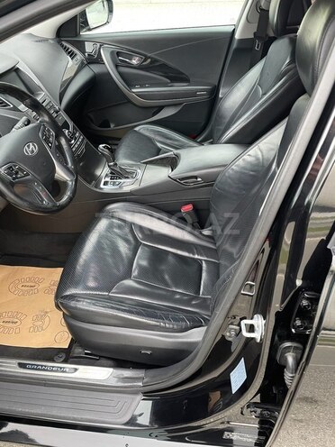 Hyundai Grandeur 2015, 185,000 km - 2.2 l - Bakı