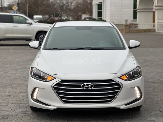 Hyundai Elantra 2018, 99,000 km - 2.0 l - Bakı