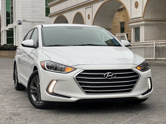 Hyundai Elantra 2018, 99,000 km - 2.0 l - Bakı