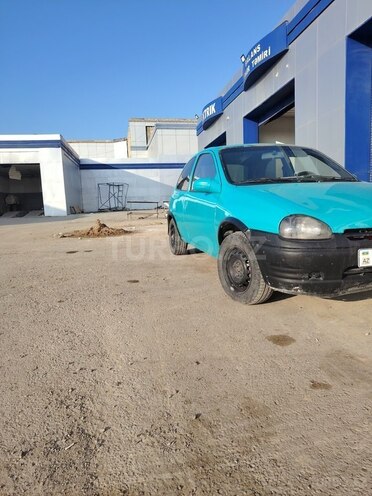 Opel Corsa 1994, 400,000 km - 1.4 l - Bakı
