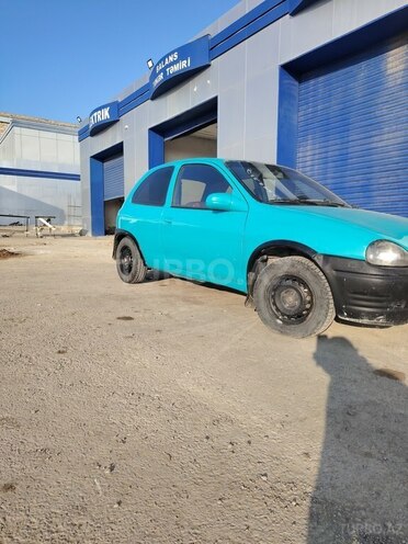 Opel Corsa 1994, 400,000 km - 1.4 l - Bakı