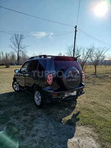 Chevrolet Niva 2007, 130,000 km - 1.7 л - Şəki