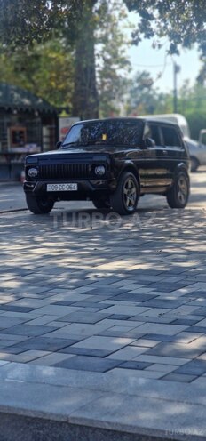 LADA (VAZ) Niva 2018, 100,800 km - 1.7 l - Bərdə