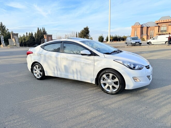 Hyundai Elantra 2011, 240,000 km - 1.8 л - Tovuz