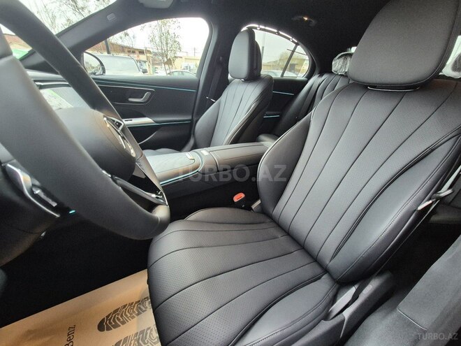 Mercedes E 350 e-11