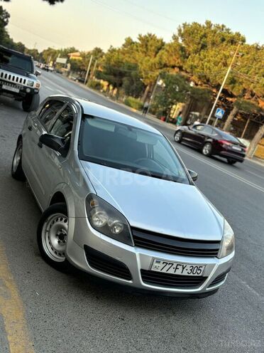 Opel Astra 2006, 200,000 km - 1.3 l - Bakı