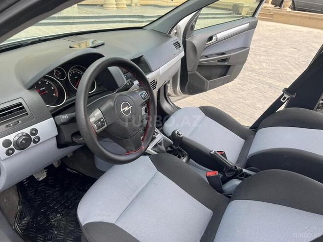 Opel Astra 2006, 200,000 km - 1.3 l - Bakı