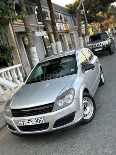Opel Astra 2006, 200,000 km - 1.3 l - Bakı