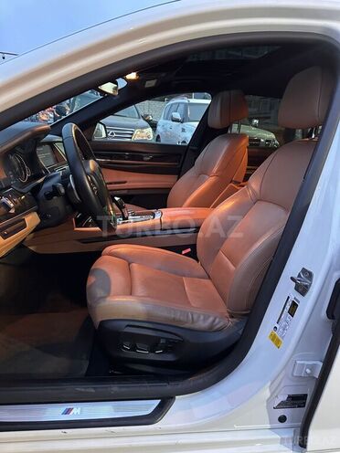 BMW 740-6