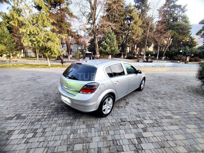 Opel Astra 2009, 243,000 km - 1.3 l - Şəki