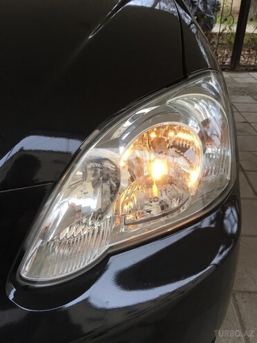 Toyota Corolla 2006, 215,000 km - 1.4 l - Sabirabad