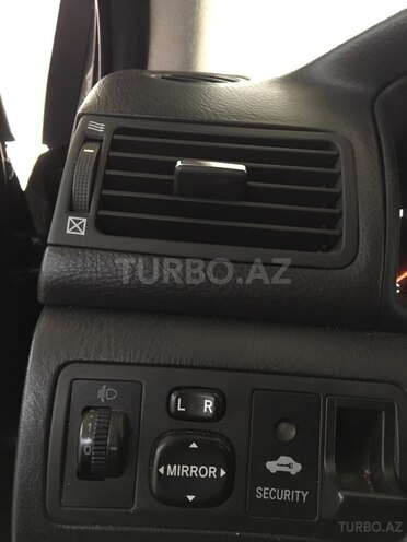 Toyota Corolla 2006, 215,000 km - 1.4 l - Sabirabad