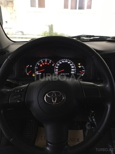 Toyota Corolla 2006, 215,000 km - 1.4 l - Sabirabad
