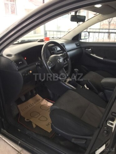 Toyota Corolla 2006, 215,000 km - 1.4 l - Sabirabad
