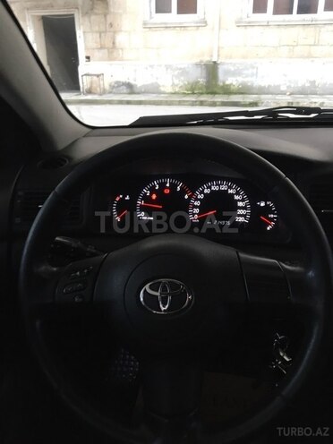 Toyota Corolla 2006, 215,000 km - 1.4 l - Sabirabad