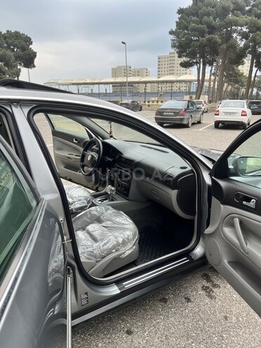 Volkswagen Passat 2002, 378,543 km - 1.8 l - Sumqayıt