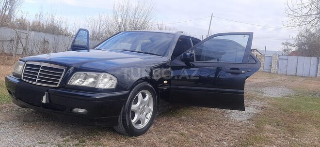 Mercedes C 240 1998, 233,000 km - 2.4 l - Kürdəmir