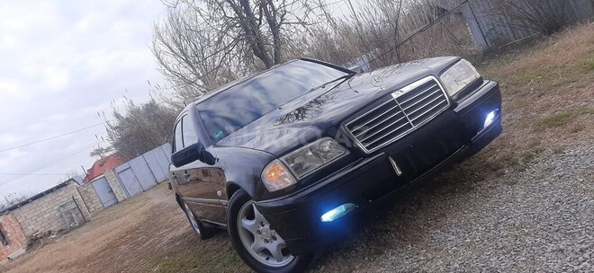 Mercedes C 240 1998, 233,000 km - 2.4 l - Kürdəmir