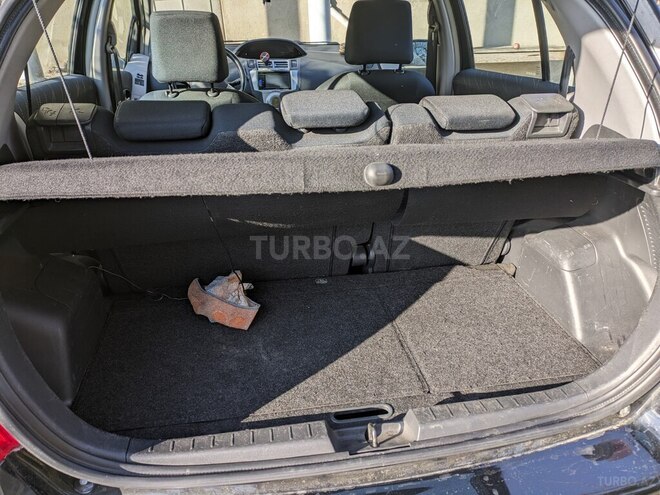 Toyota Yaris 2006, 166,000 km - 1.4 l - Bakı