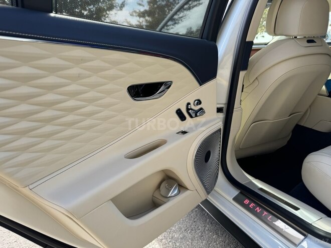 Bentley Flying Spur 2021, 9,000 km - 4.0 l - Bakı