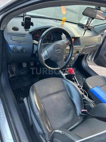 Opel Astra 2004, 180,000 km - 1.7 l - Sumqayıt