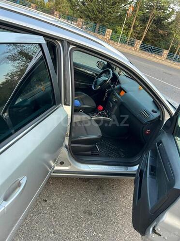 Opel Astra 2004, 180,000 km - 1.7 l - Sumqayıt