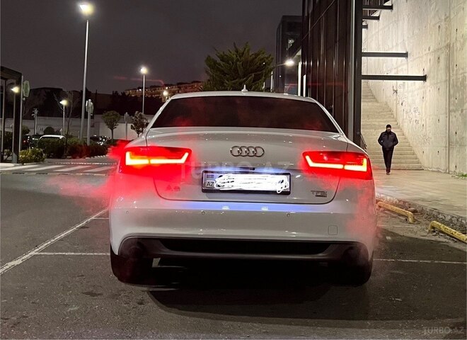 Audi A6 2014, 223,000 km - 3.0 l - Bakı