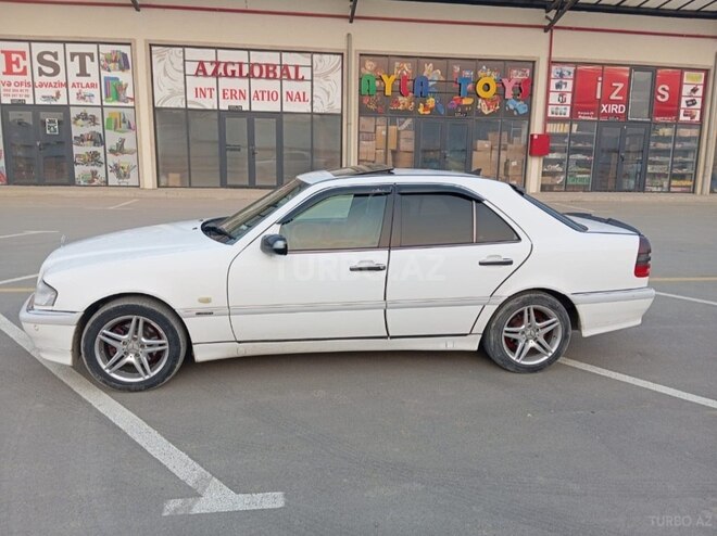 Mercedes C 180 1997, 445,000 km - 1.8 л - Bakı