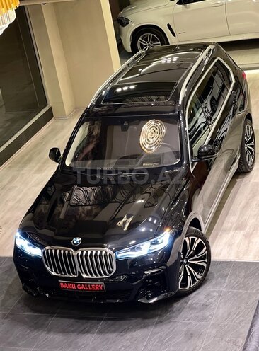 BMW X7-7