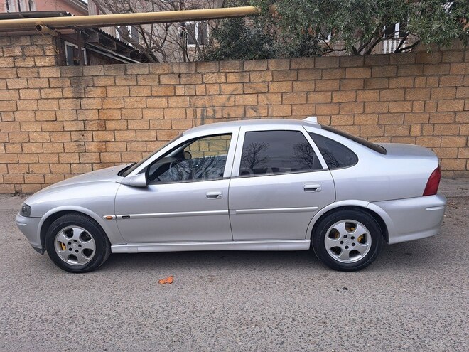 Opel Vectra 2000, 150,000 km - 1.8 l - Bakı
