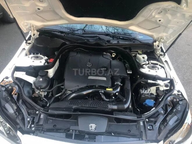 Mercedes E 200 2014, 176,000 km - 2.0 l - Bərdə
