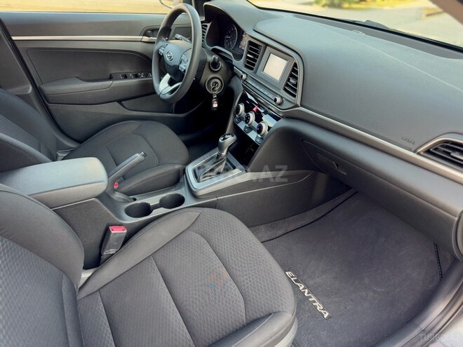 Hyundai Elantra 2019, 32,200 km - 2.0 l - Gəncə