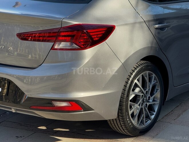 Hyundai Elantra 2019, 32,200 km - 2.0 l - Gəncə