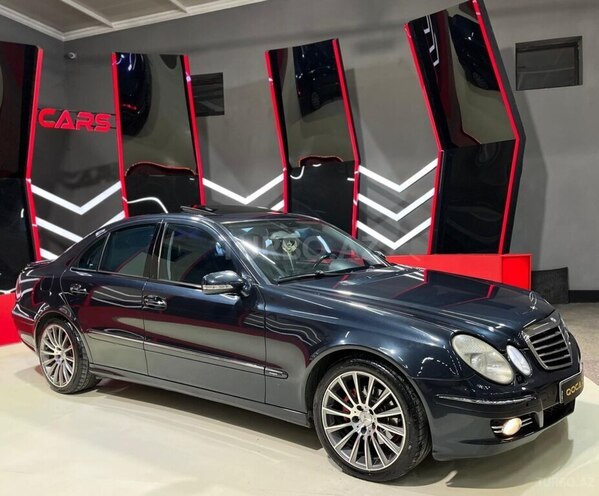 Mercedes E 300 d-3