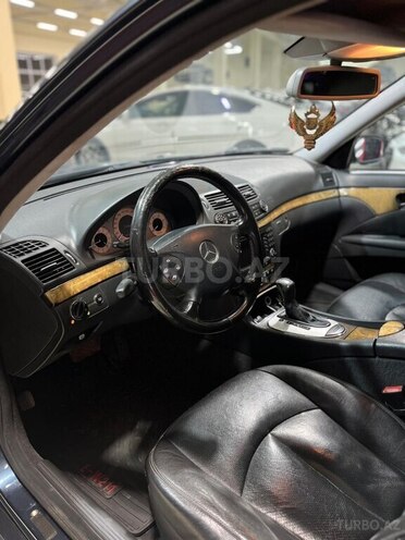 Mercedes E 300 d-13