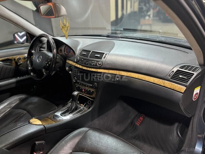 Mercedes E 300 d-17