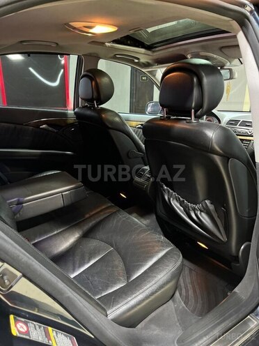 Mercedes E 300 d-18
