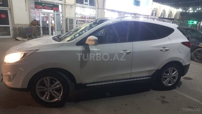 Hyundai Tucson 2013, 185,500 km - 2.0 l - Bakı