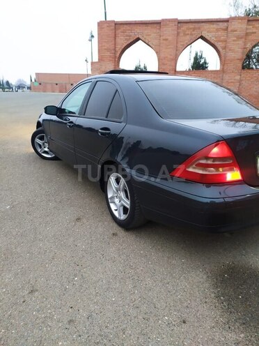 Mercedes C 200 2000, 234,000 km - 2.0 l - Gəncə
