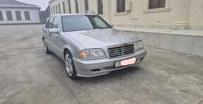 Mercedes C 230 1999, 299,505 km - 2.3 l - Sabirabad