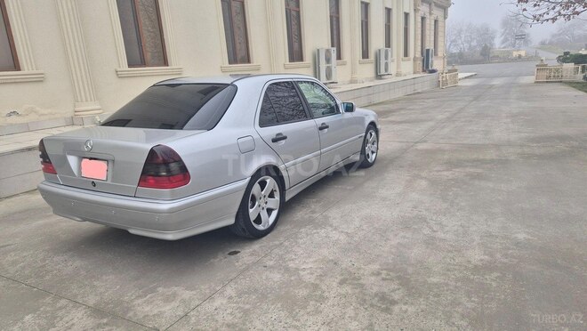 Mercedes C 230 1999, 299,505 km - 2.3 l - Sabirabad