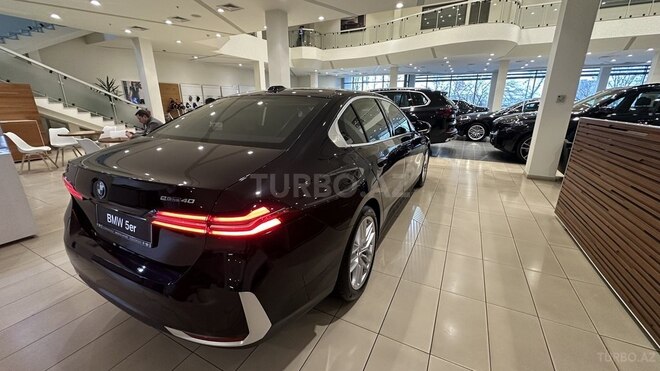 BMW i5-8