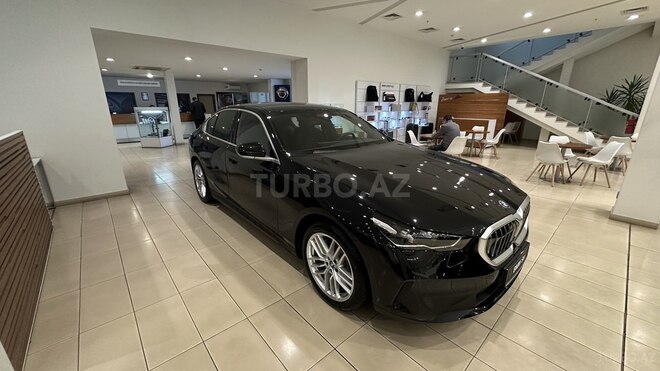 BMW i5-4